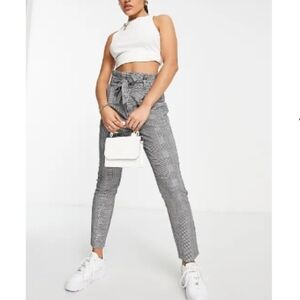 Vero Moda paperbag trousers in monochrome dogtooth